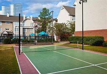 By Marriott New Orleans 2* Metairie