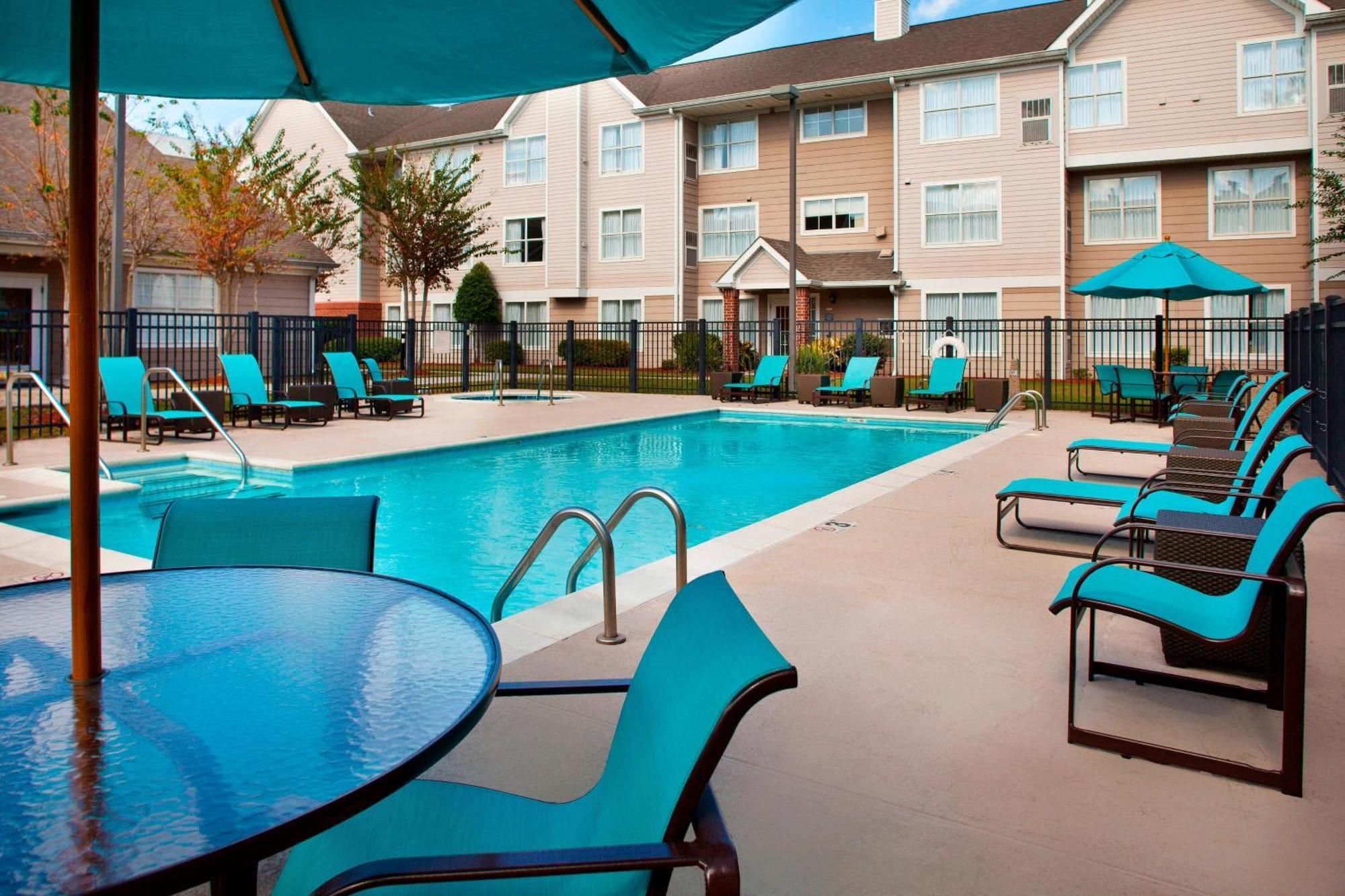 By Marriott New Orleans